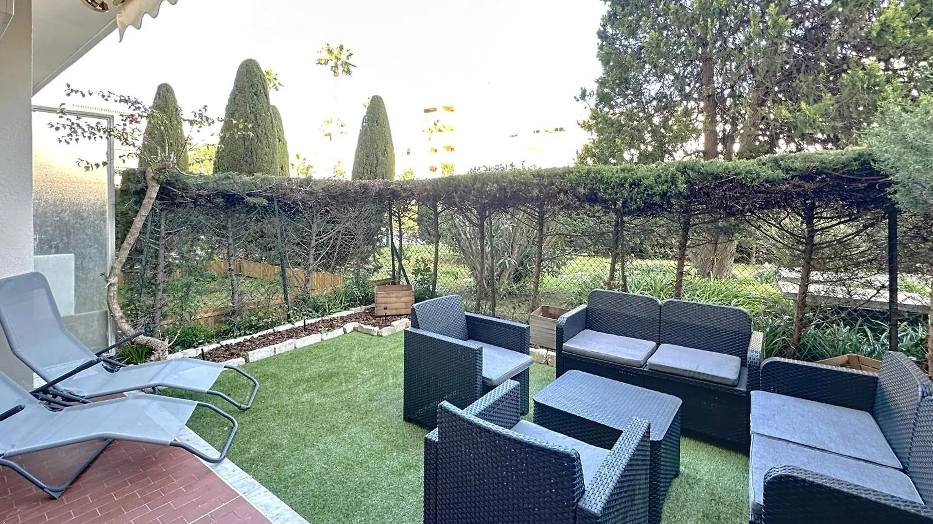 Cozy Studio With Garden And Parking In Cannes 0*,  France